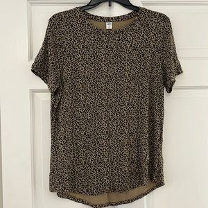NWOT Old Navy top Size M